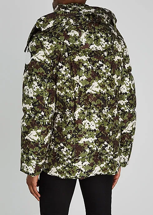 Blanc camouflage-print quilted nylon jacket