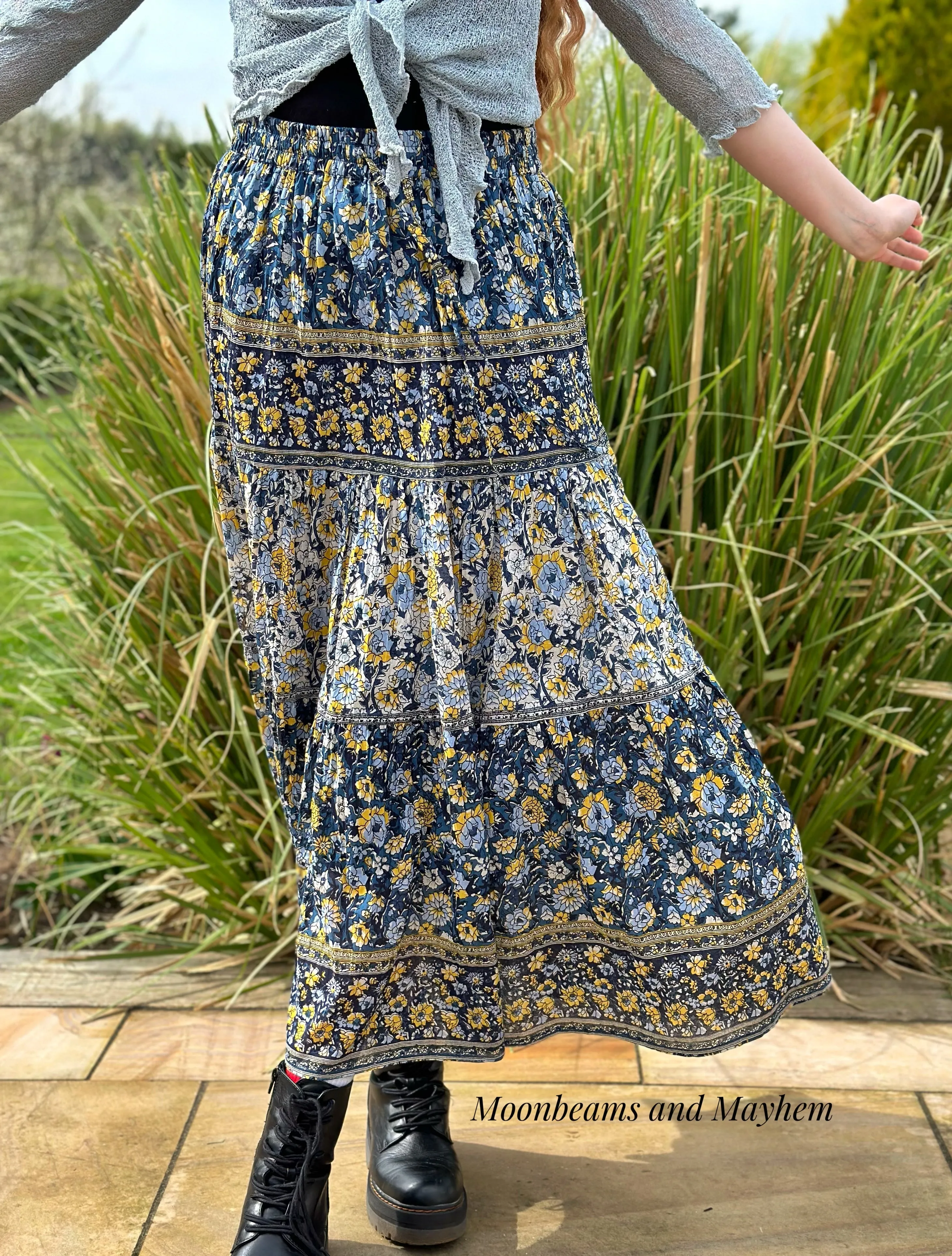 DELICIOUS FORGET ME NOT SKIRT