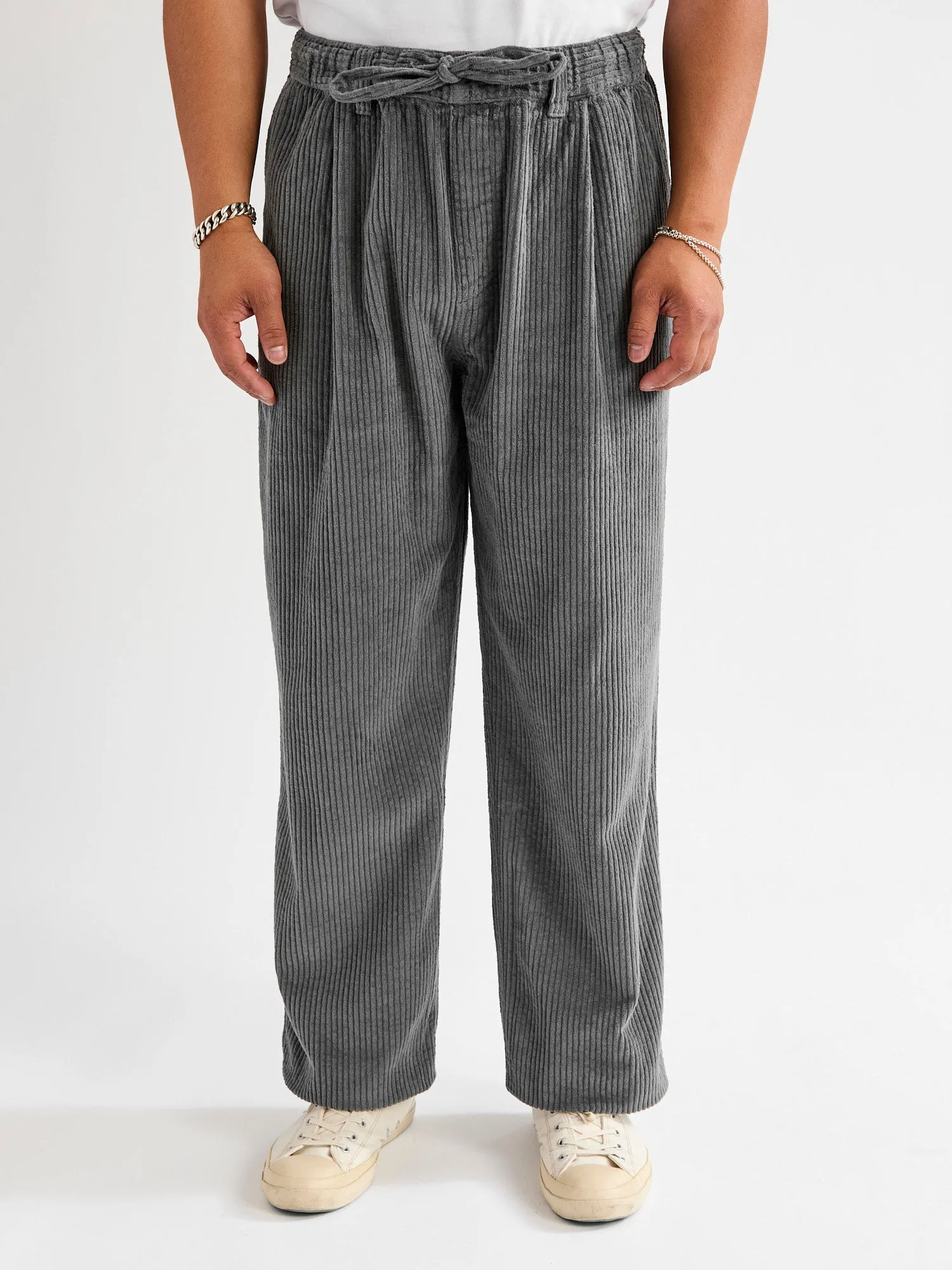 Doune Corduroy Pants in Charcoal Jumbo Cord