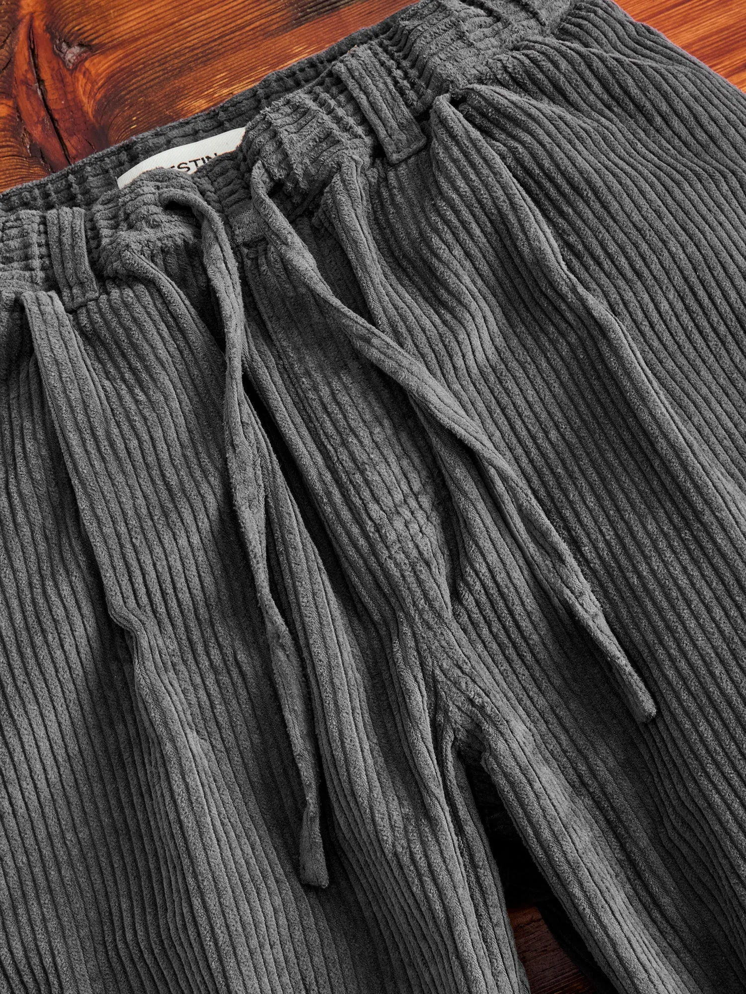 Doune Corduroy Pants in Charcoal Jumbo Cord