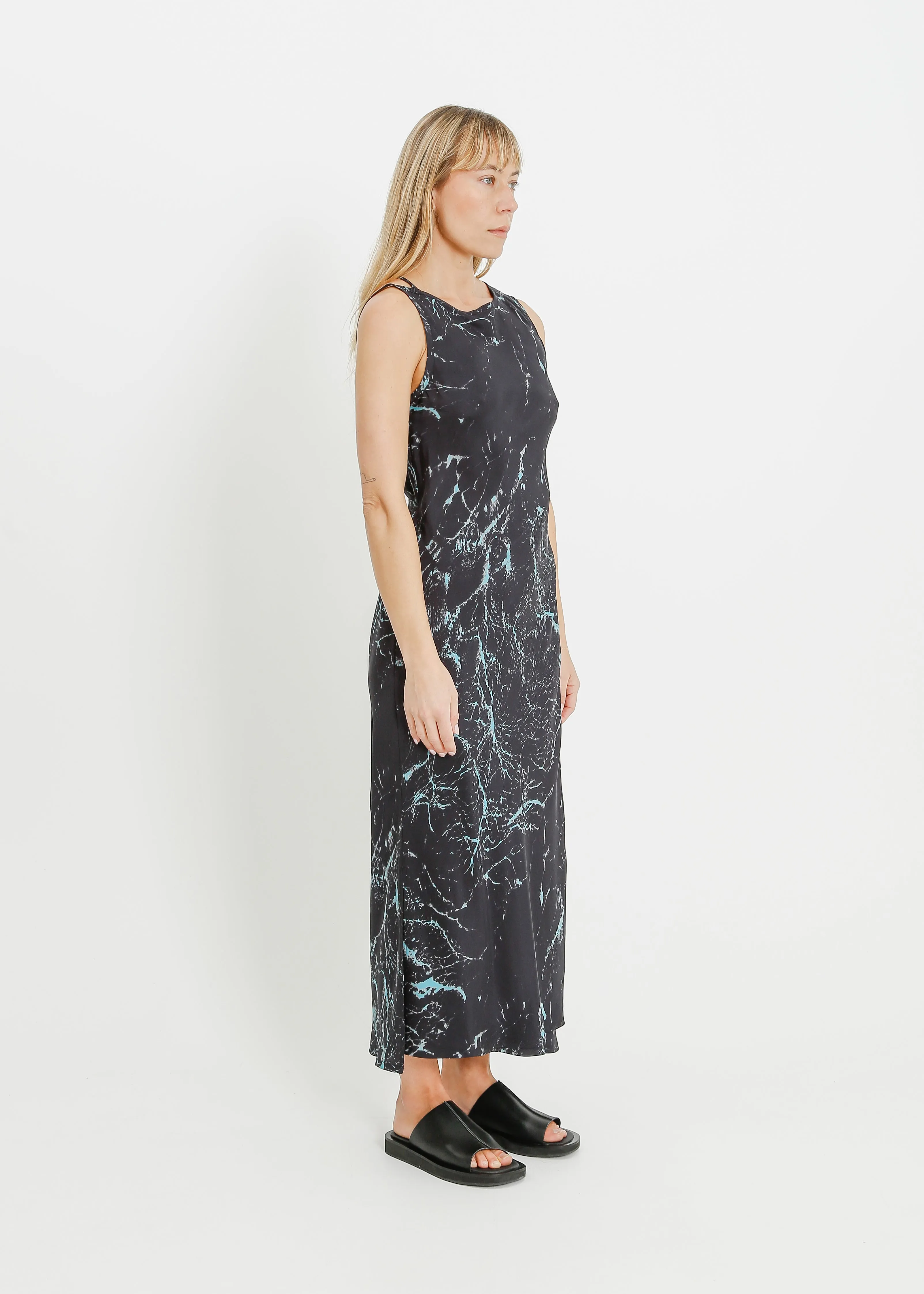 LAYNE DRESS / BLACK WATER