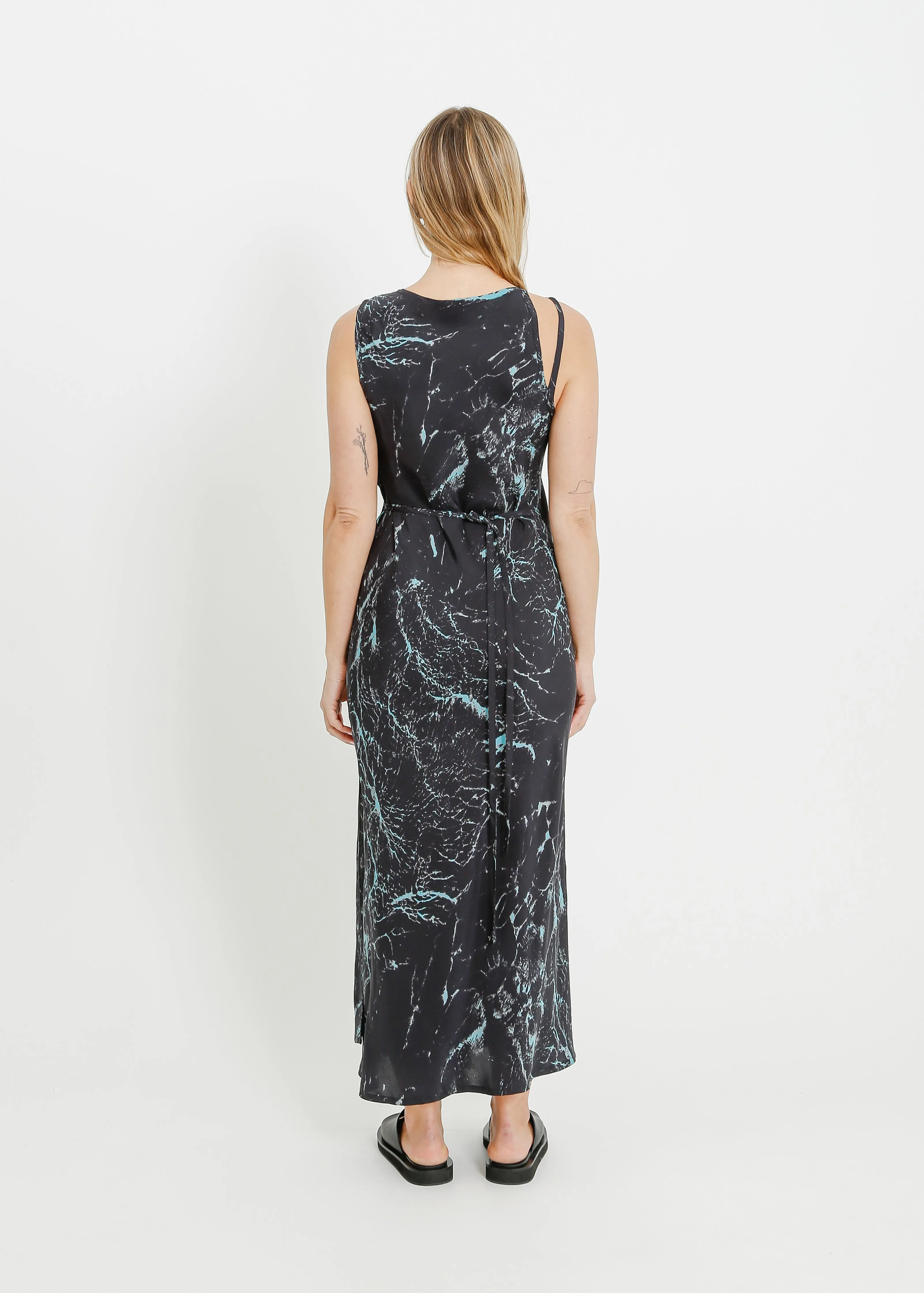 LAYNE DRESS / BLACK WATER