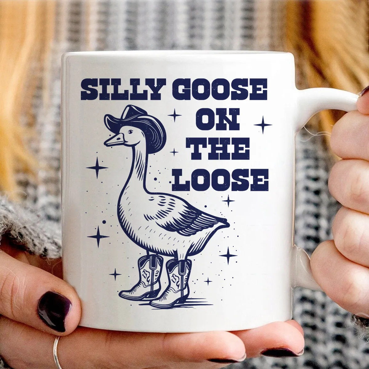 Teesdily | Silly Goose On The Loose Shirt, Silly Goose Farm T-shirt, Funny Goose Sweatshirt Hoodie Mug, Aesthetic Meme Goose T-shirt, Meme Mom Gift