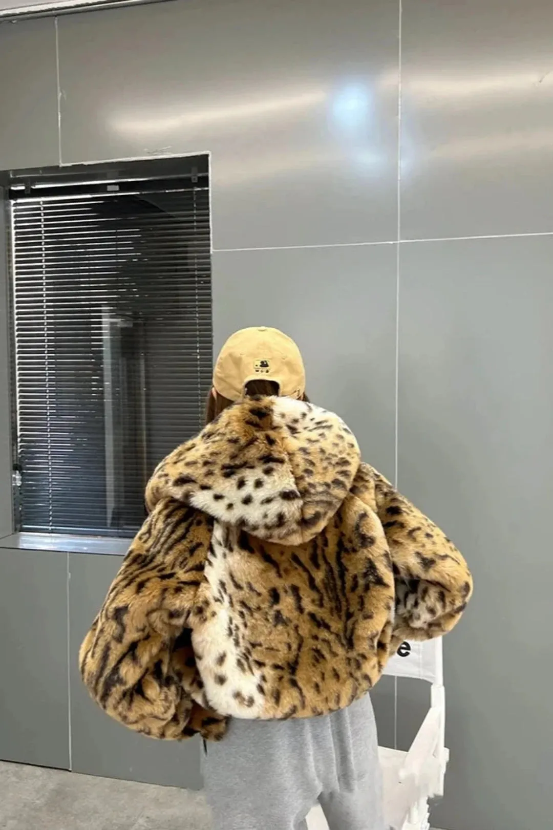 Women's Posh Leopard Faux Fur Hoodie Coat